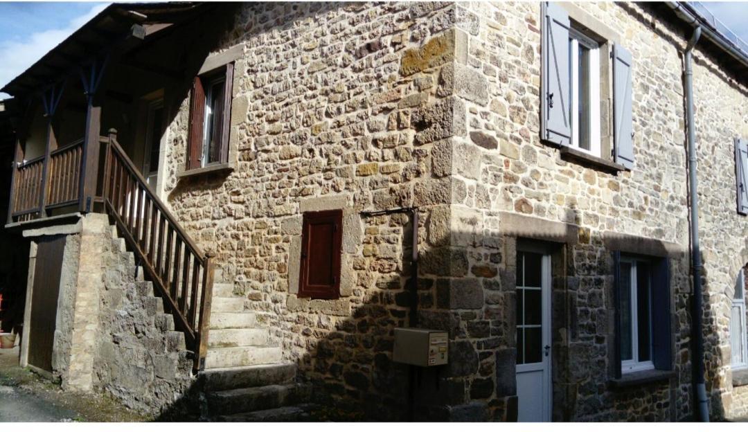 Maison De Village Goutrens Luaran gambar